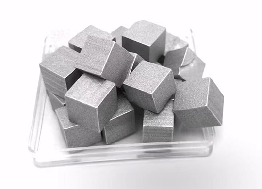 氧化镁对比其它沉钴剂的优势凸显