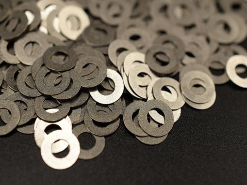 20 年的可靠性： 泽辉的氧化镁为摩擦材料增长奠定了基础